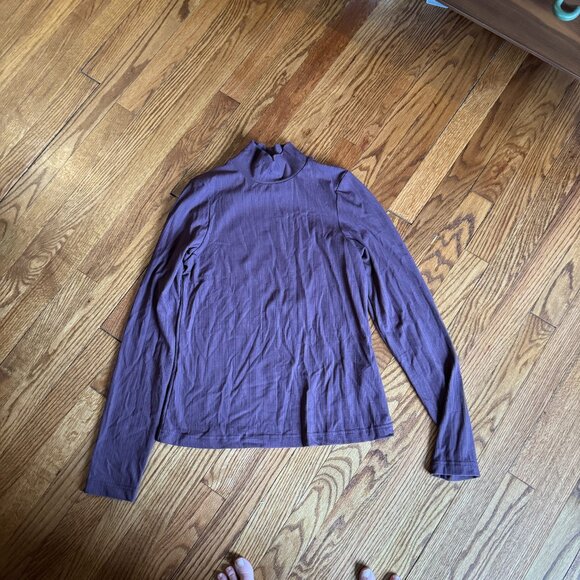 Varley Astrid Fitted Long-Sleeve Tee in Huckleberry, Size Small - Picture 2 of 5